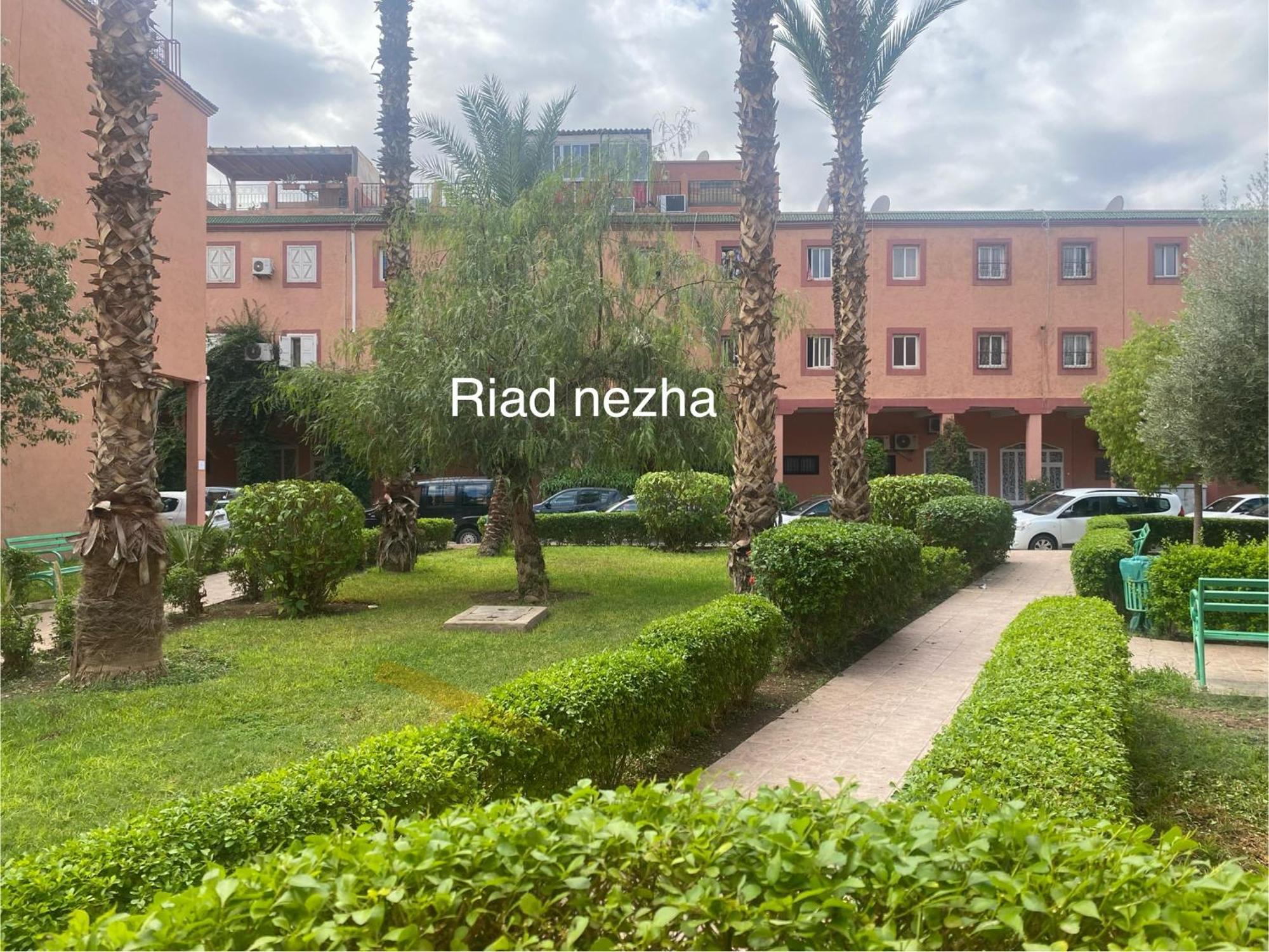 Riad Nezha Avec Jacuzzi Et 3 Piscines Au Coeur De Marrakesh Exterior photo
